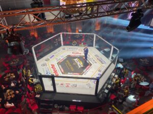 klatka mma